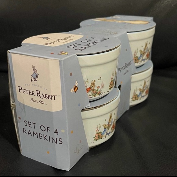 Easter Peter Rabbit Ramekins, 4 - Easter Peter Rabbit Peter and Mom Ramekins - Picture 3 of 9